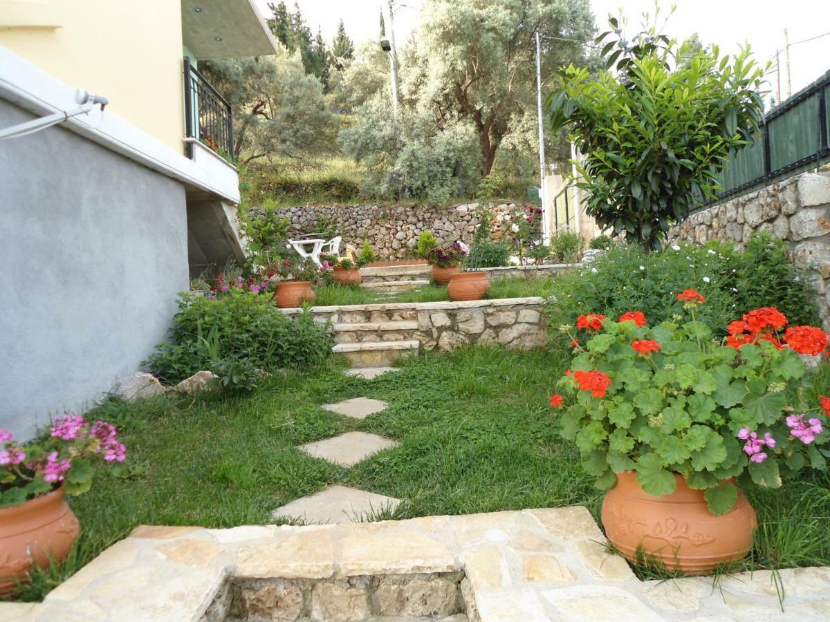 Hotel Monika Lefkada à Tsoukaládhes Extérieur photo