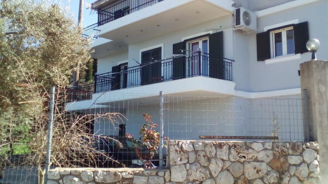 Hotel Monika Lefkada à Tsoukaládhes Extérieur photo